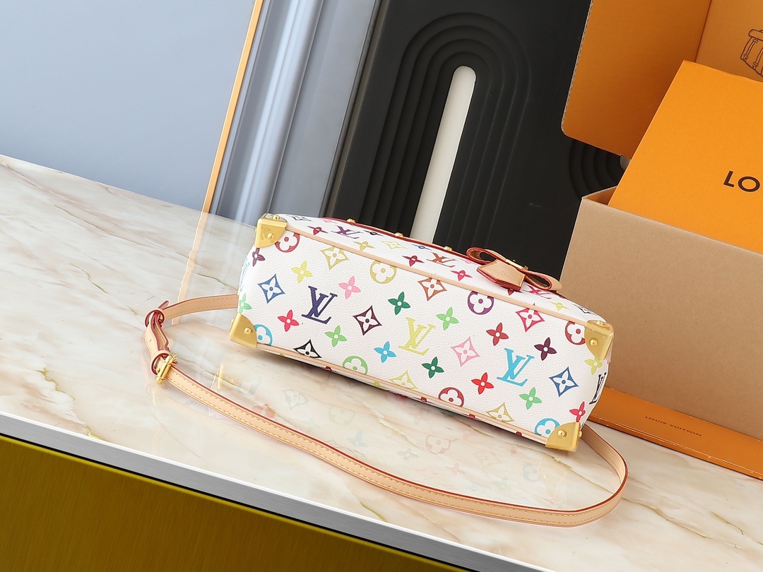 ルイ・ヴィトン LV x TM イーストウエスト ハンドバッグ