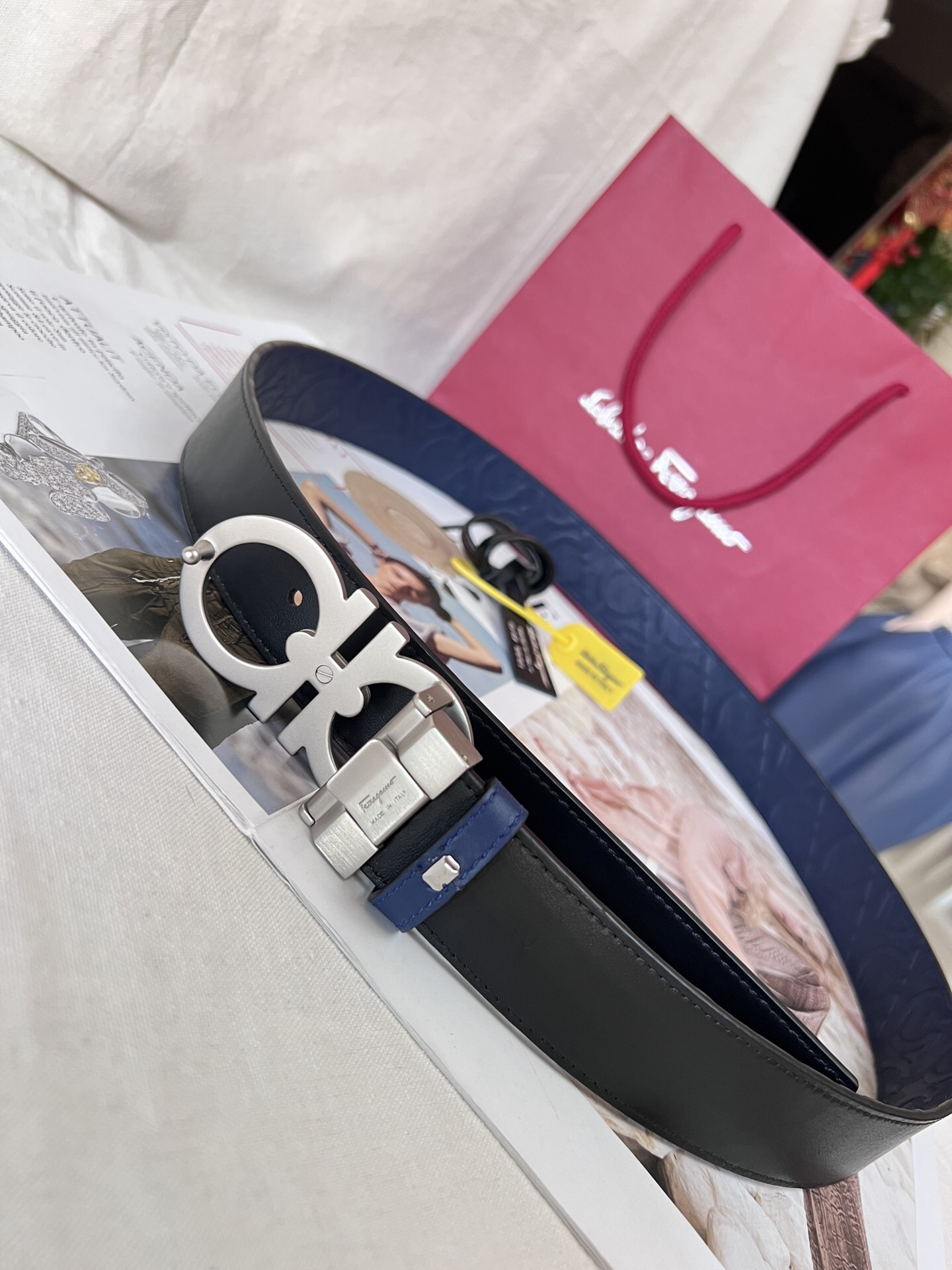 フェラガモ「Ferragamo」リバーシブルベルト