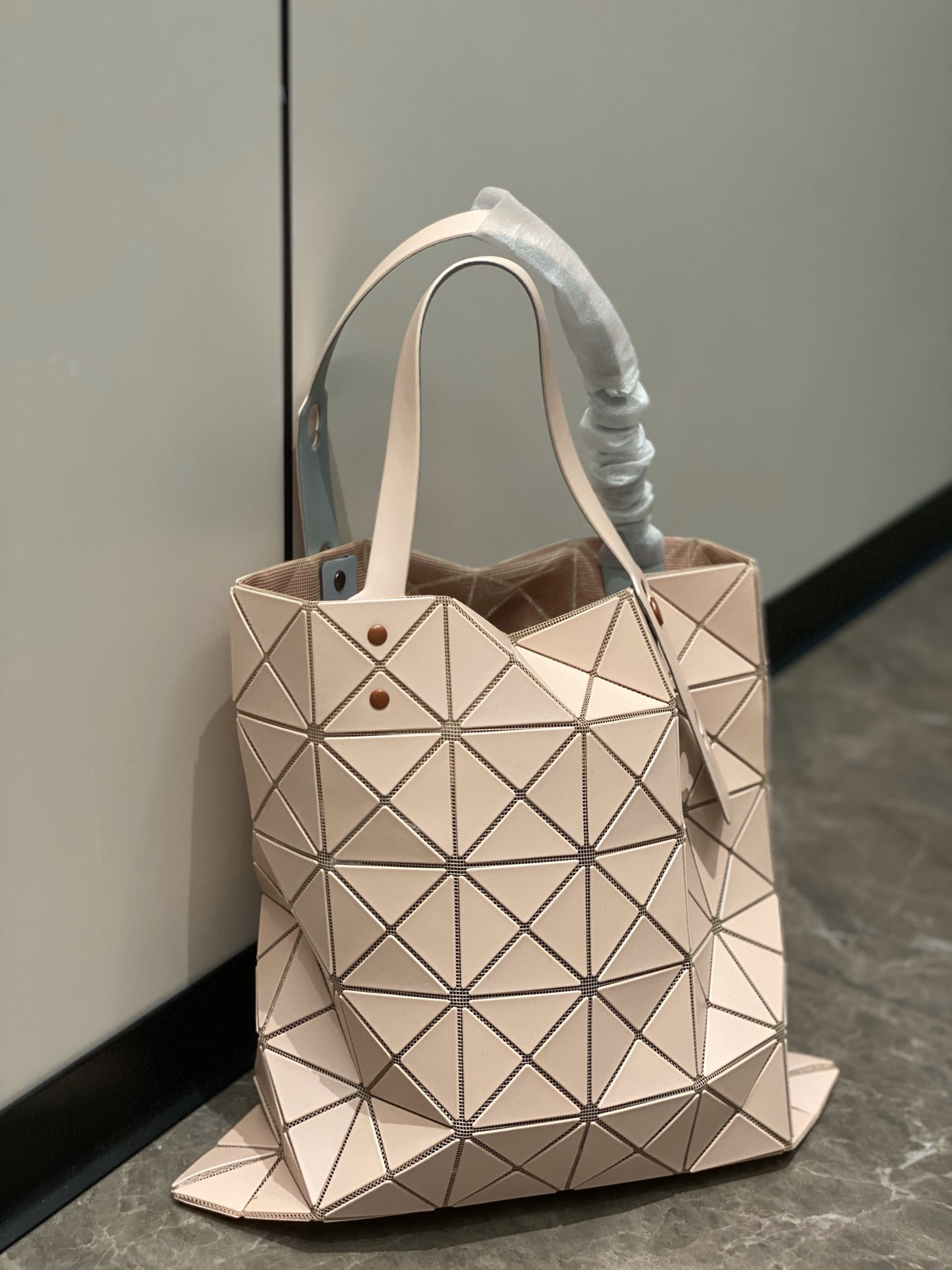 イッセイ ミヤケ「Issey Miyake」ハンドバッグ