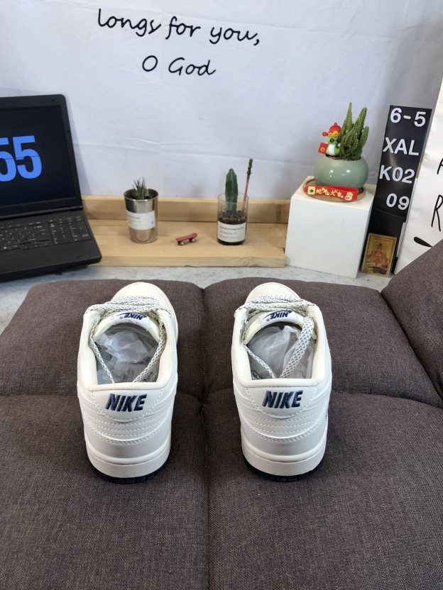 ナイキ「Nike」ク ロー カジュアルスニーカー