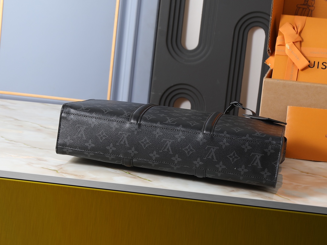 ルイ・ヴィトン サックプラ ホリゾンタル ジップ「Sac Plat」