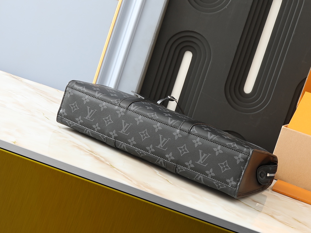 ルイ・ヴィトン サックプラ 24H「Sac Plat」