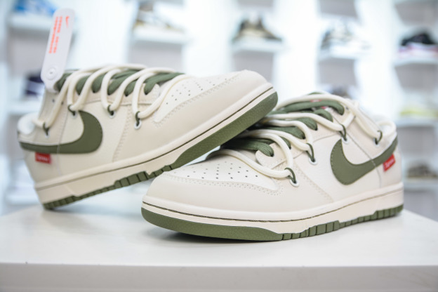 [Copy]「コラボモデル」Supreme x Nike SB Dunk Low スニーカー