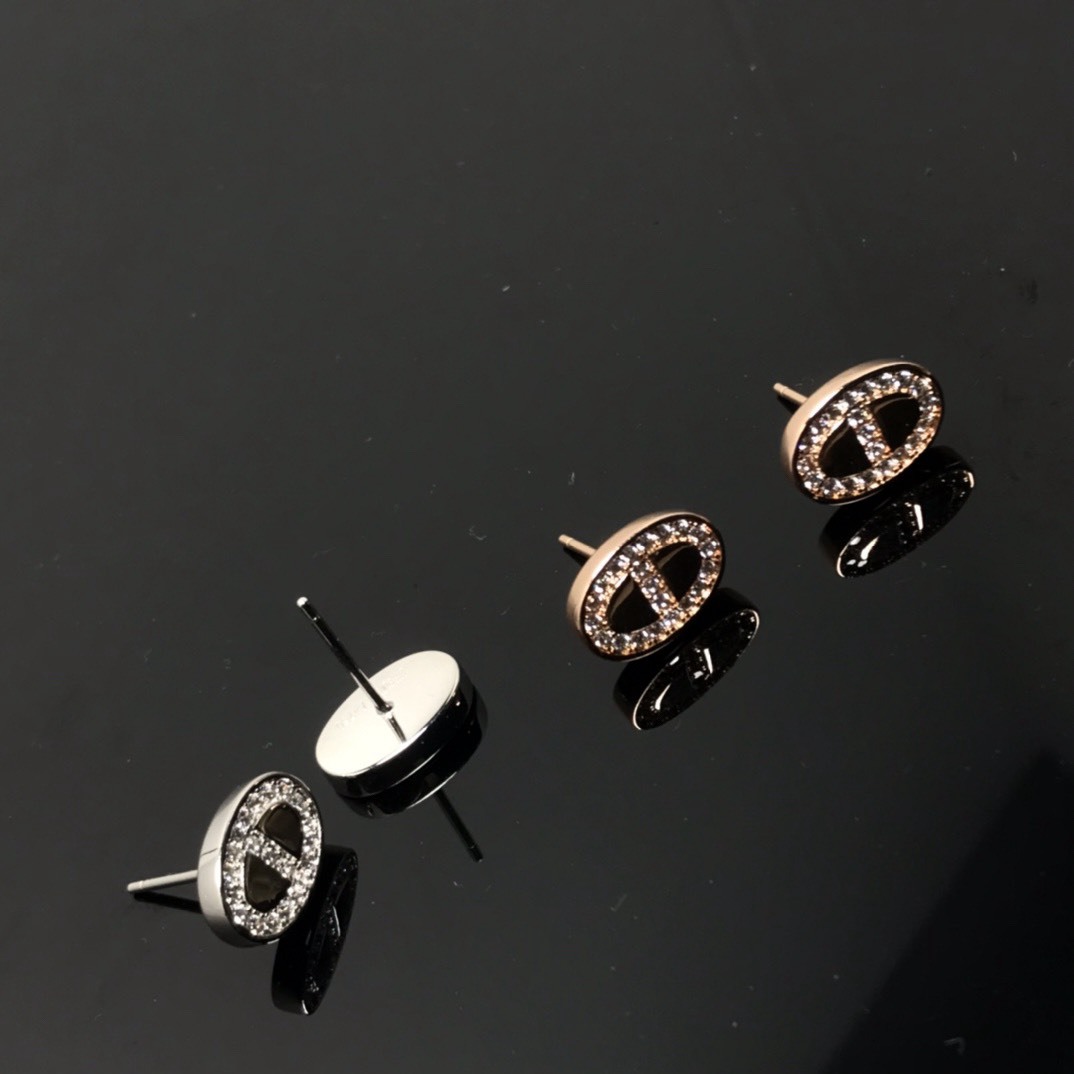 エルメス イヤリング、卓越した職人技の輝き