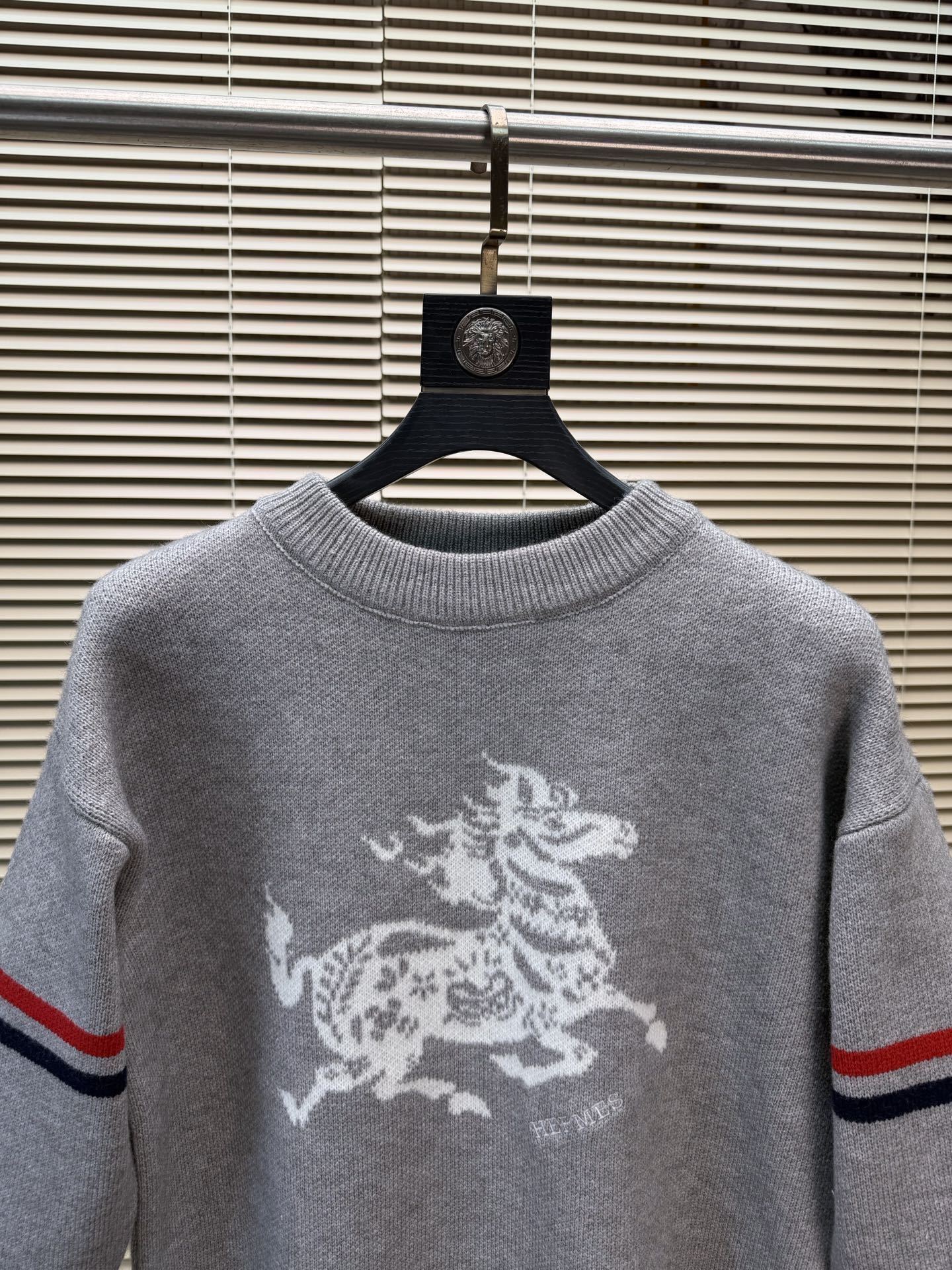 エルメス「Hermès」春季新作ラウンドネックスウェット