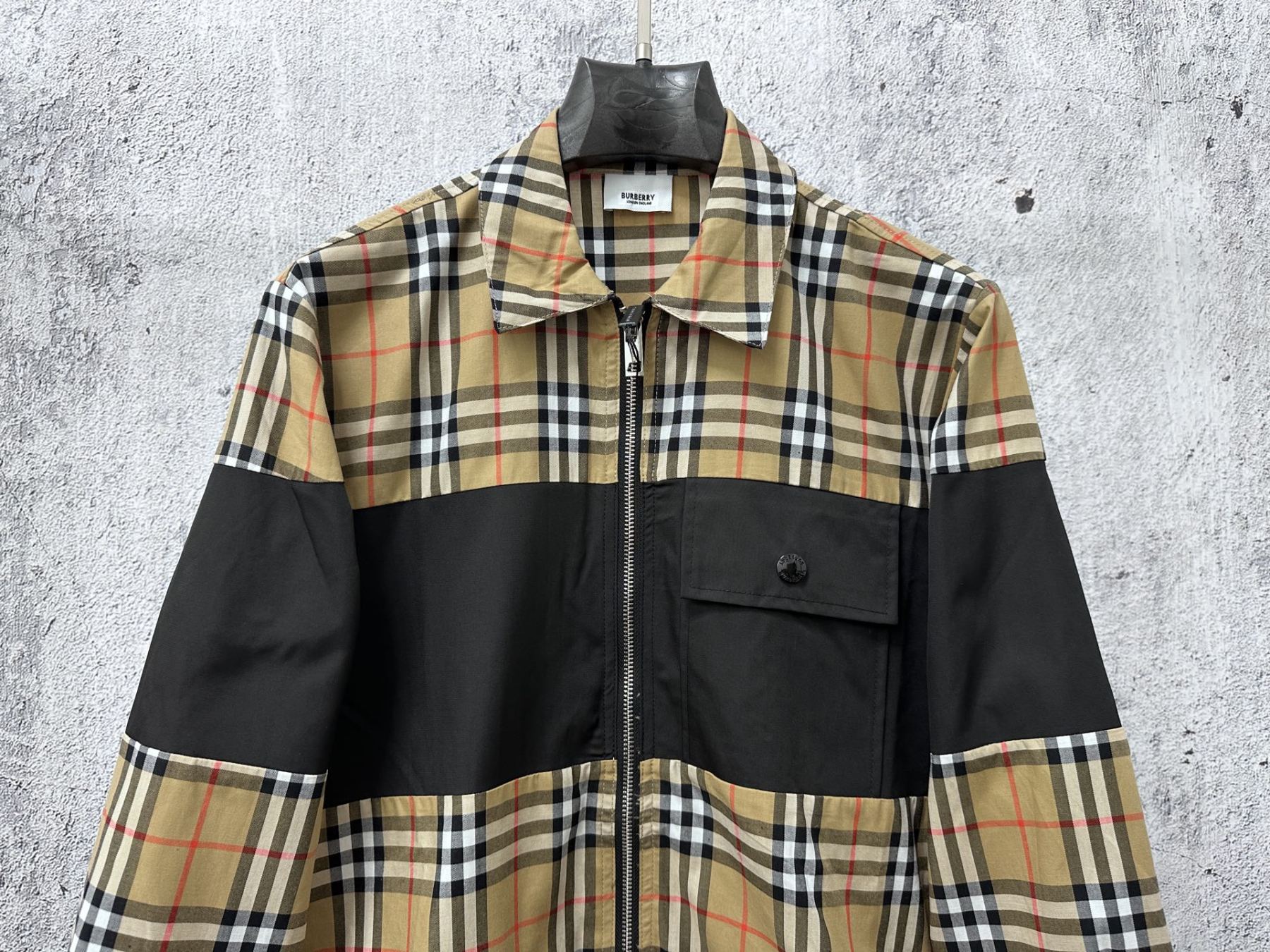 バーバリー「Burberry」 2026年新作 カジュアルシャツ