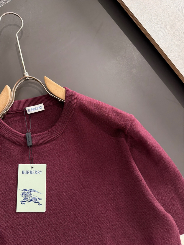 バーバリー「Burberry」2026新作ニットコレクション ニットウェア