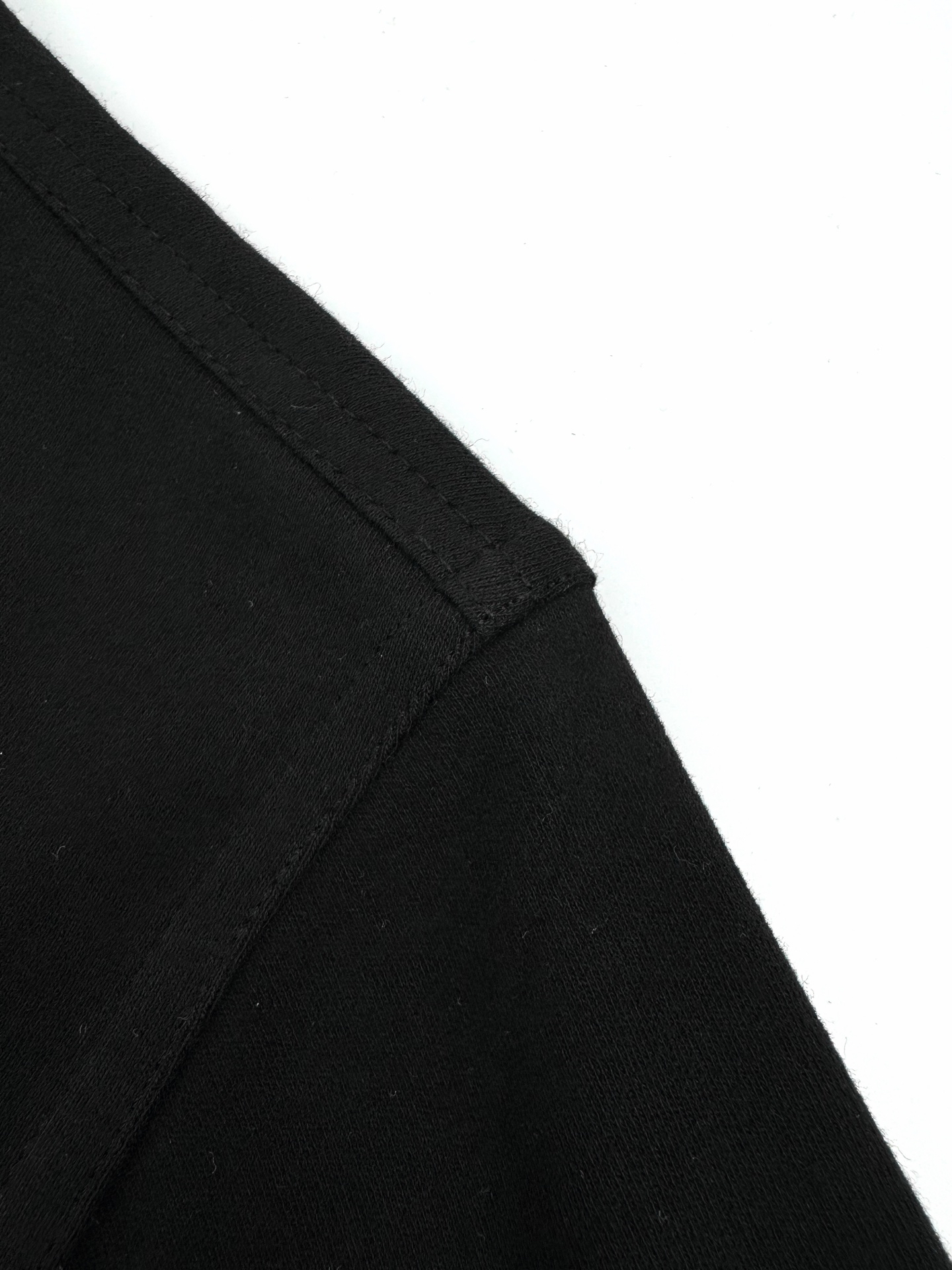 エルメス「Hermès」 クルーネックTシャツ 軽やかな着心地 春夏新作