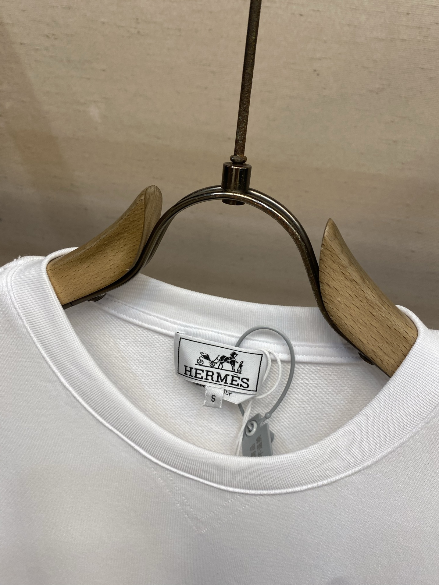 エルメス「Hermès」 クルーネックTシャツ 軽やかな着心地 春夏新作