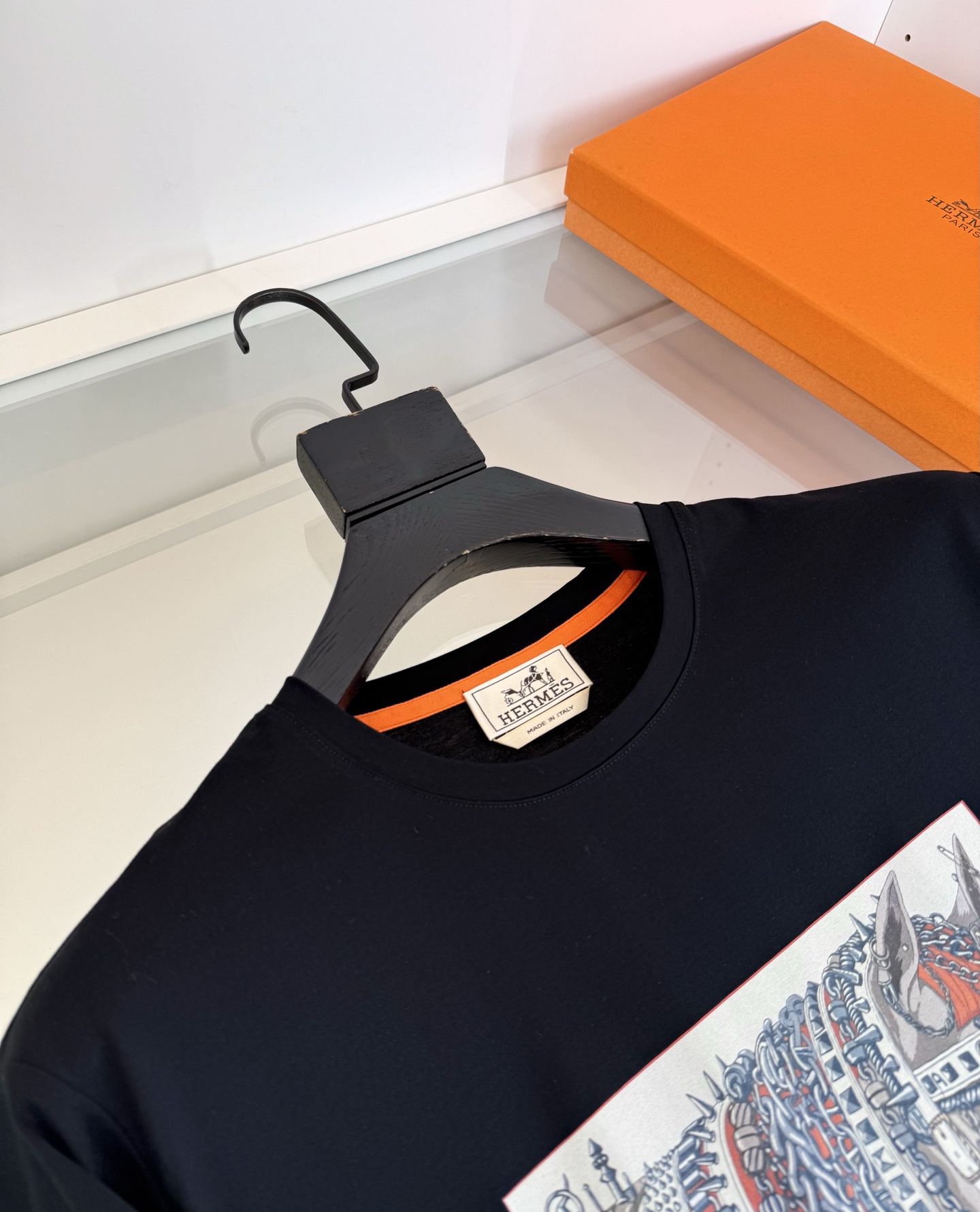 エルメス「Hermès」 クルーネックTシャツ 軽やかな着心地 春夏新作