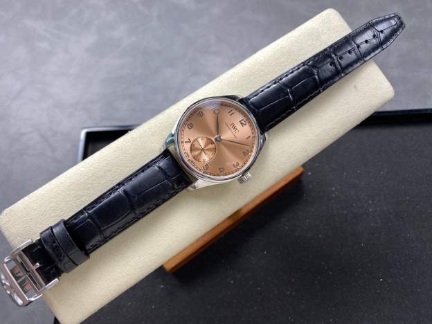 アイダブリューシー［IWC］ポルトガル自動小三針腕時計40MM