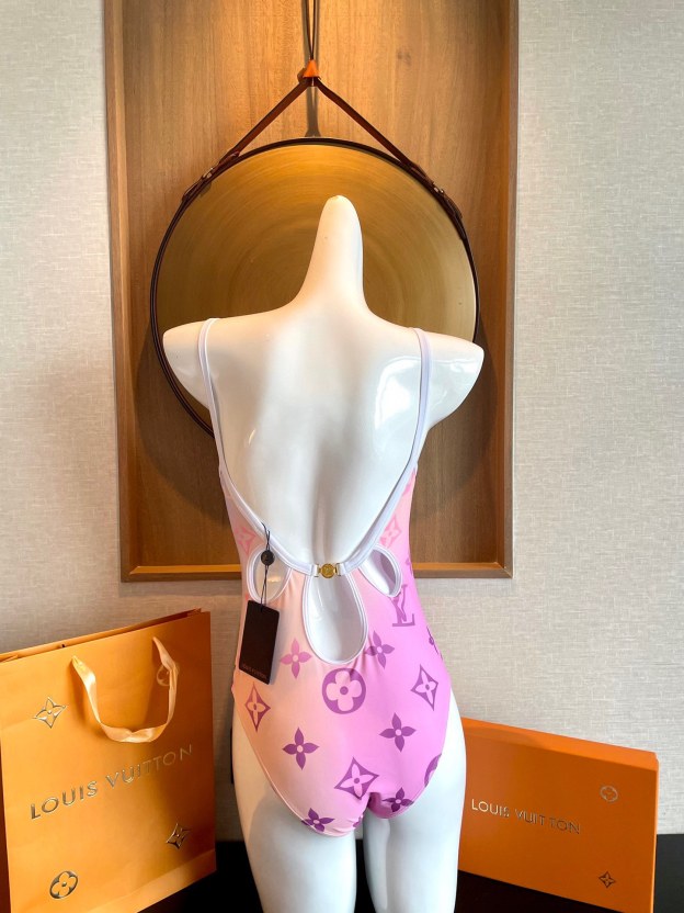 ルイ・ヴィトン「Louis Vuitton」ワンピース水着「2025夏季限定・人気プレミアムスイム登場！」