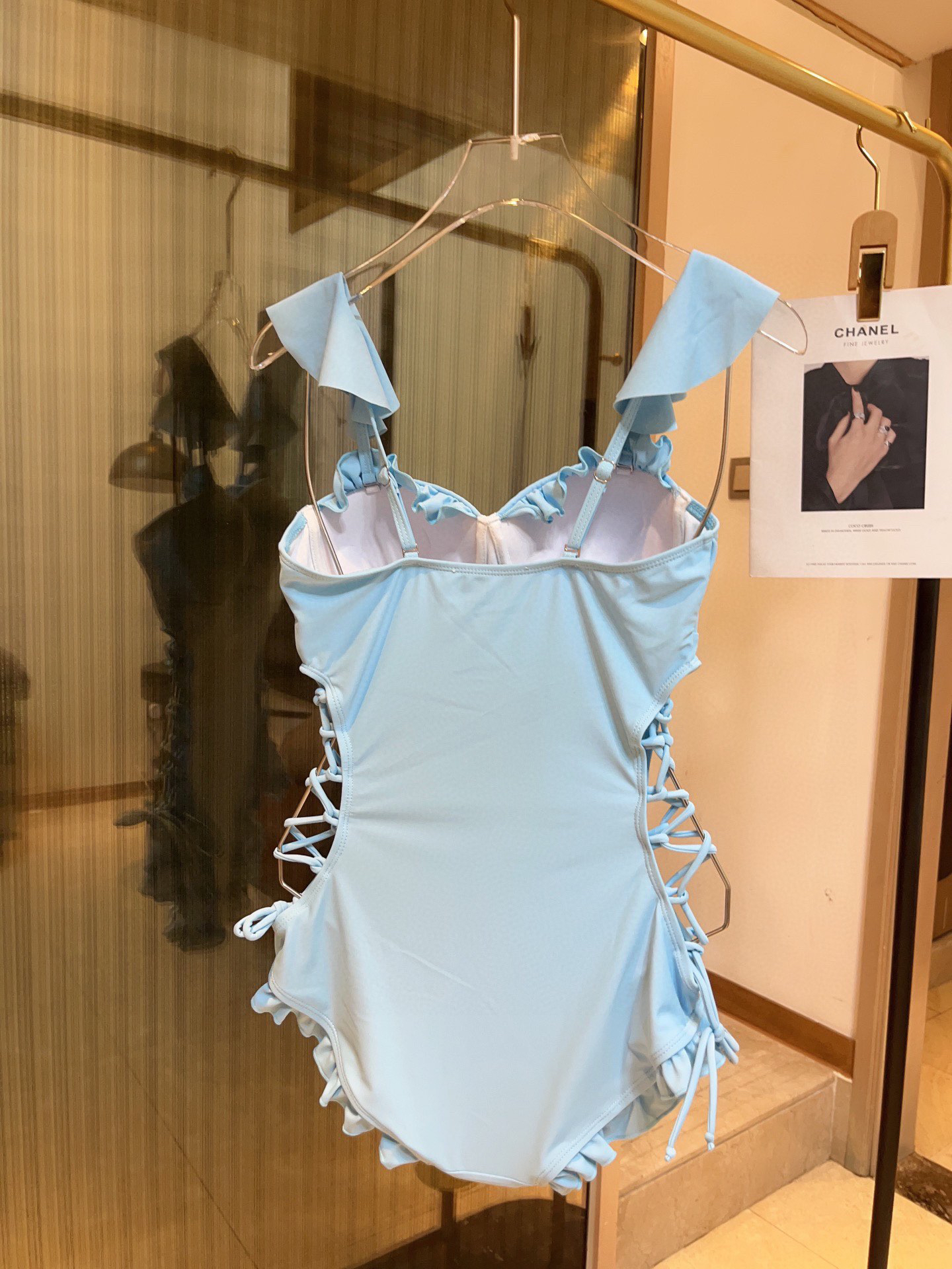 ミュウミュウ「Miu Miu」ワンピース水着「2025夏季限定・人気プレミアムスイム登場！」