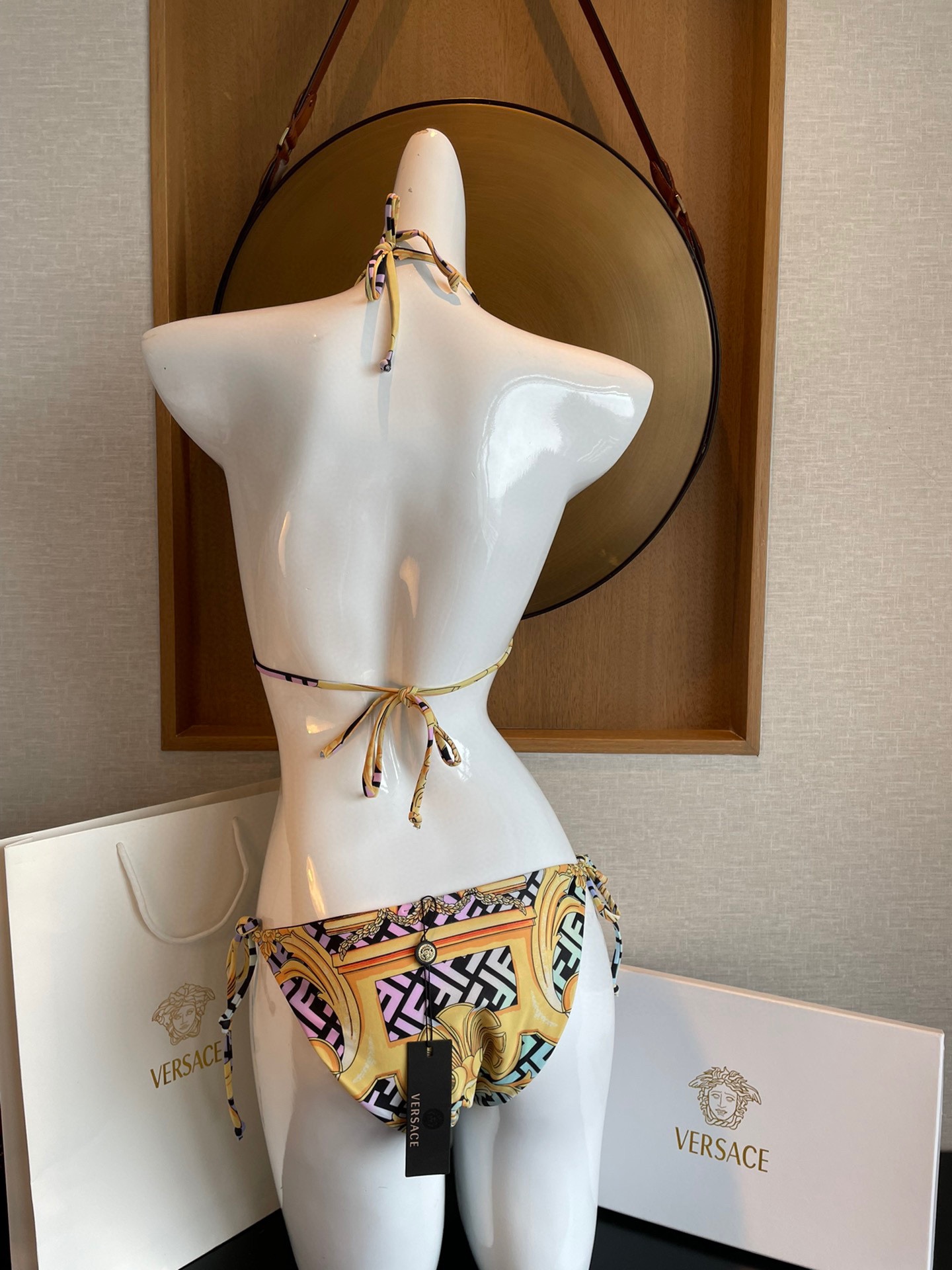 ヴェルサーチ「Versace」セパレート水着「2025夏季限定・人気プレミアムスイム登場！」