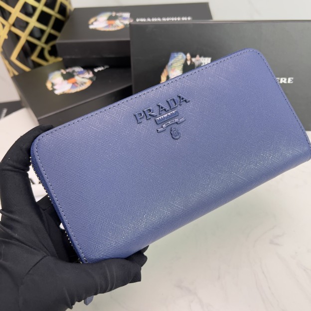 プラダ「PRADA」サフィアーノレザー 財布