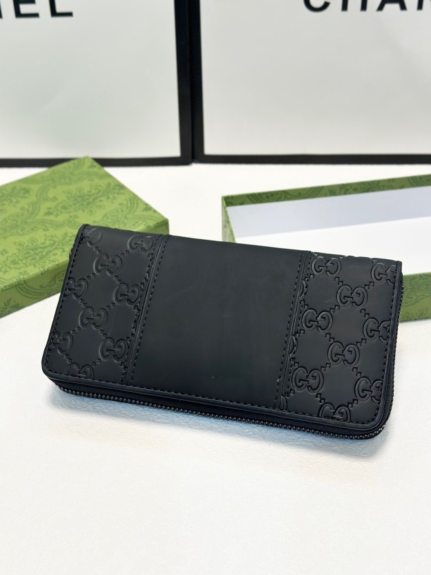 グッチ「Gucci」シグネチャー レザー ウェブ ジップアラウンドウォレット