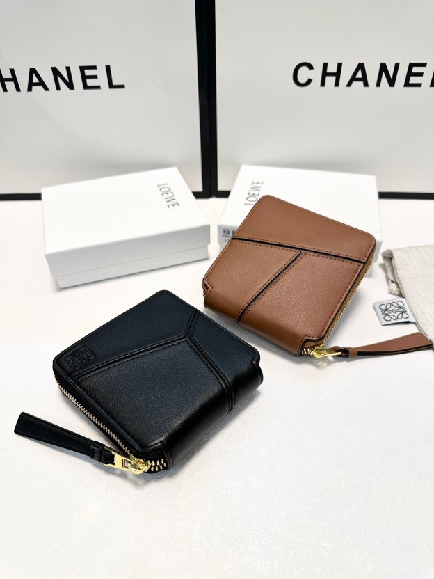 ロエベ「LOEWE」アナグラム コンティネンタル ウォレット 4色