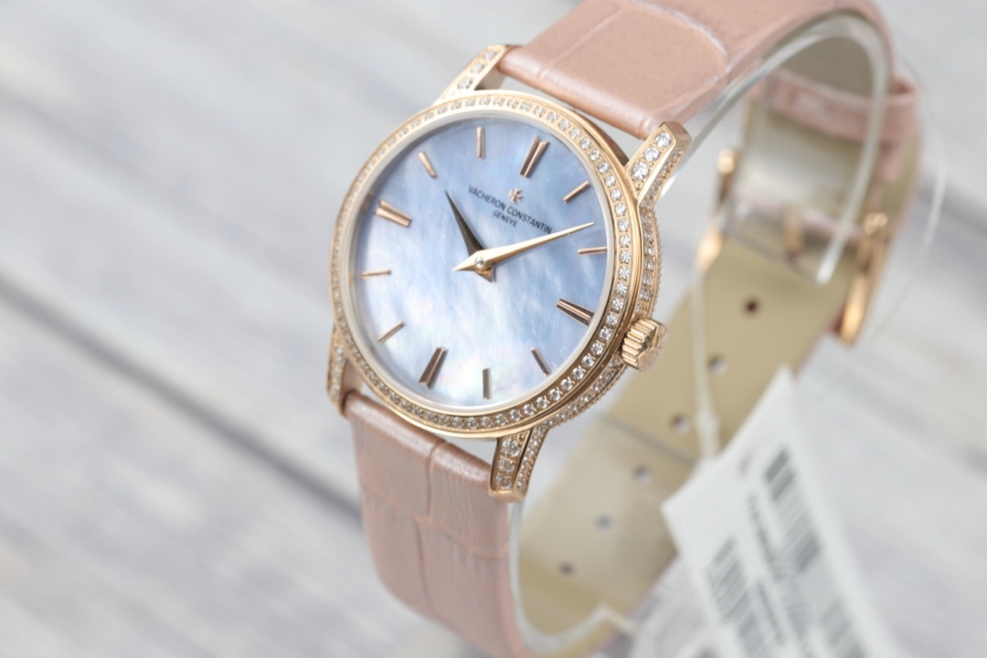 ヴァシュロン・コンスタンタン トラディショネル 33mm