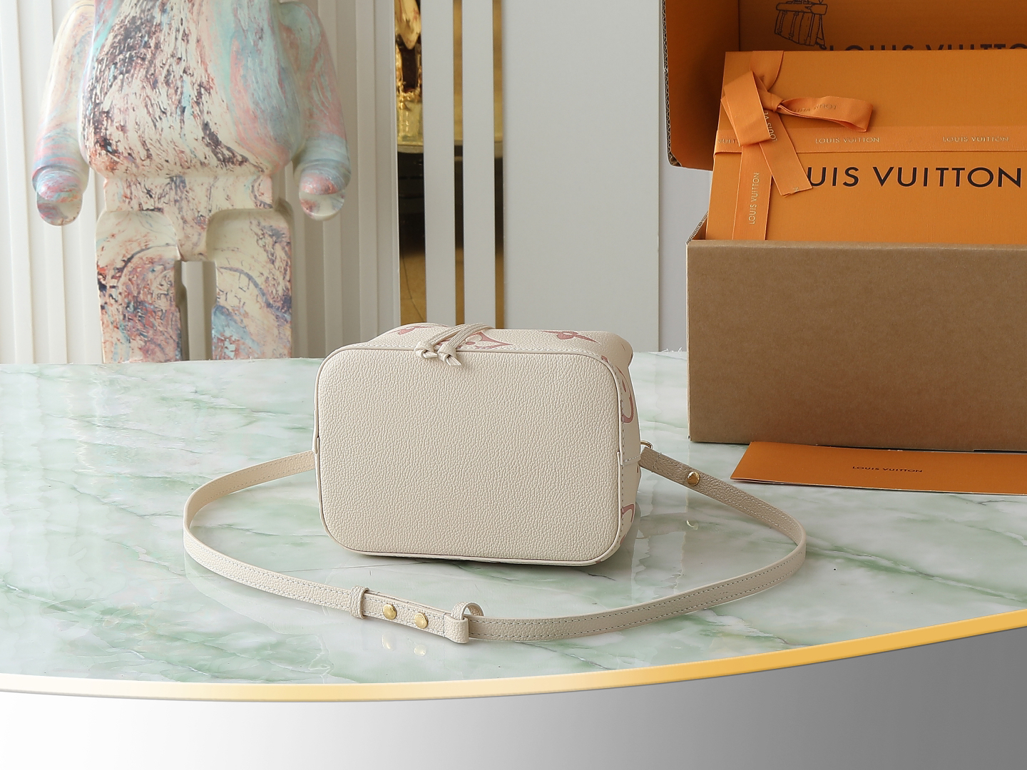 ルイ・ヴィトン「Louis Vuitton」NÉONOÉ BB ハンドバッグ アイボリー×ピンク‌ ‌