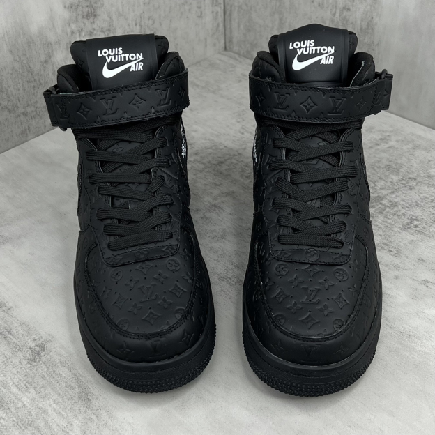 「コラボモデル」Louis Vuitton x Off-White x Nike Air Force 1 High スニーカー