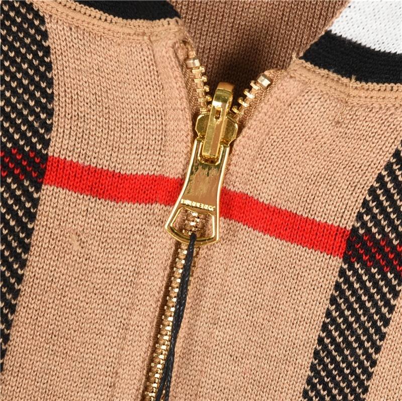 Burberry / バーバリー クラシックチェック柄両面着キャシュミアニットロングスリーブフード付きジャケット