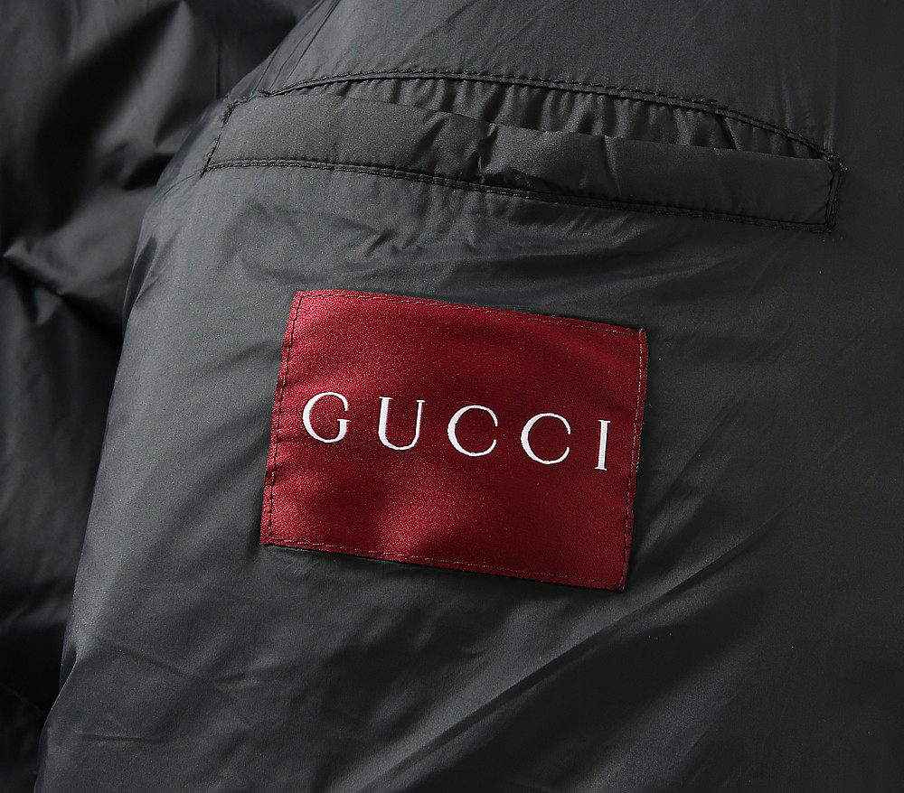グッチ「Gucci」秋冬ダウンジャケット スタンドカラー