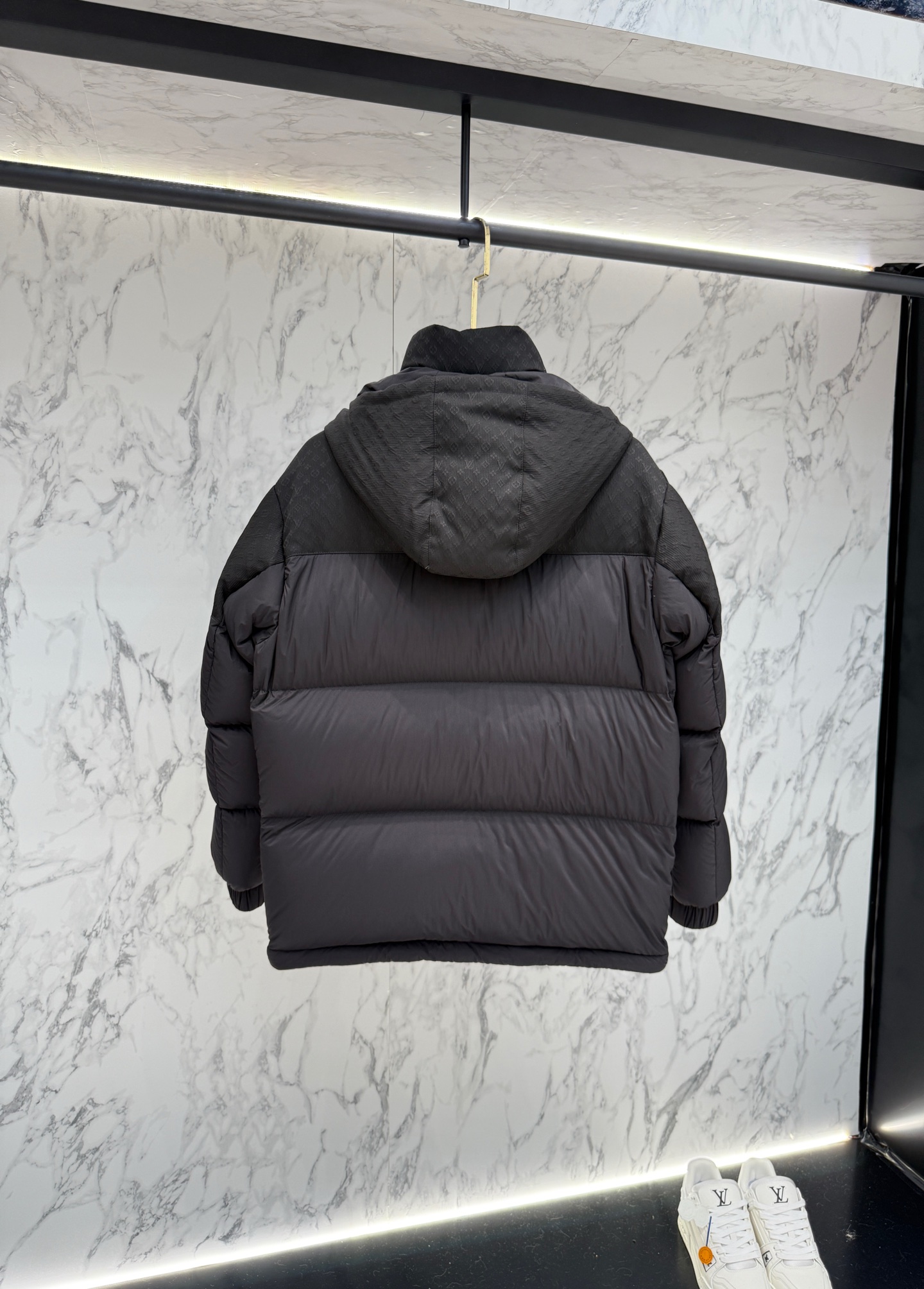 ルイ・ヴィトン「Louis Vuitton」Down Blouson ダウンジャケット