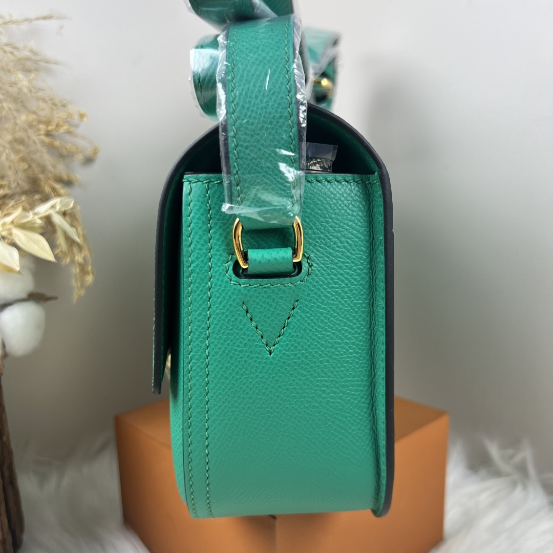 【厳選新入荷】エルメス Della Cavalleria Elan サドル金具クロスボディバッグ「乗馬モチーフ本革ショルダー」