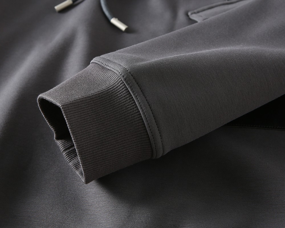 エルメス「Hermès」Empreintes sellier cuir 新型フード付きスウェットシャツ