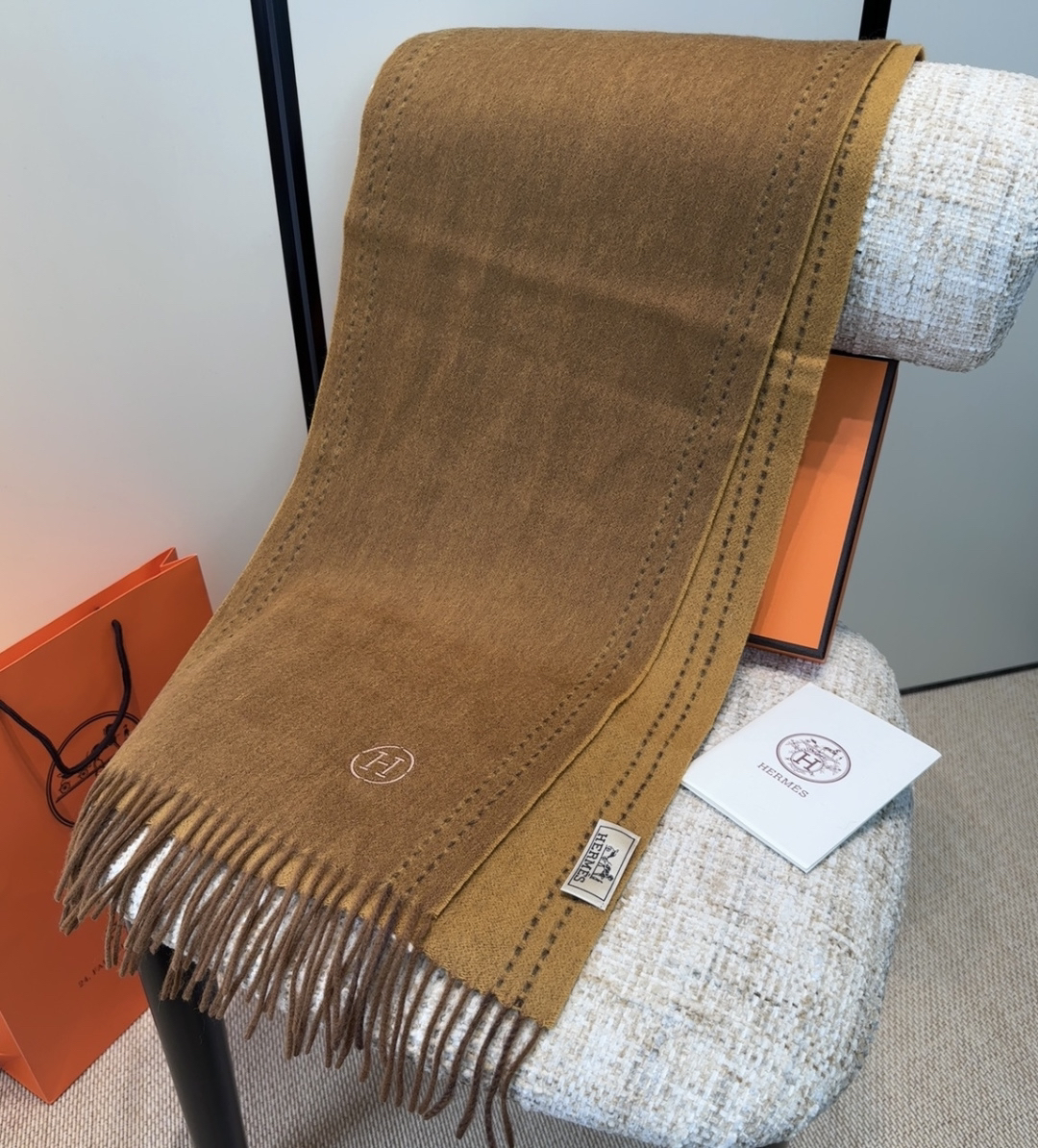 【定番人気】エルメス 秋冬新作ファッションアイテム マフラー