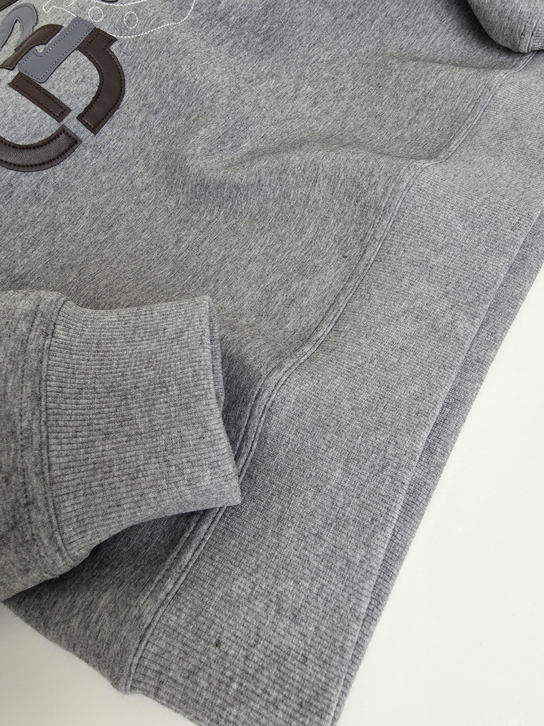 エルメス「Hermès」秋冬新作ラウンドネックスウェット