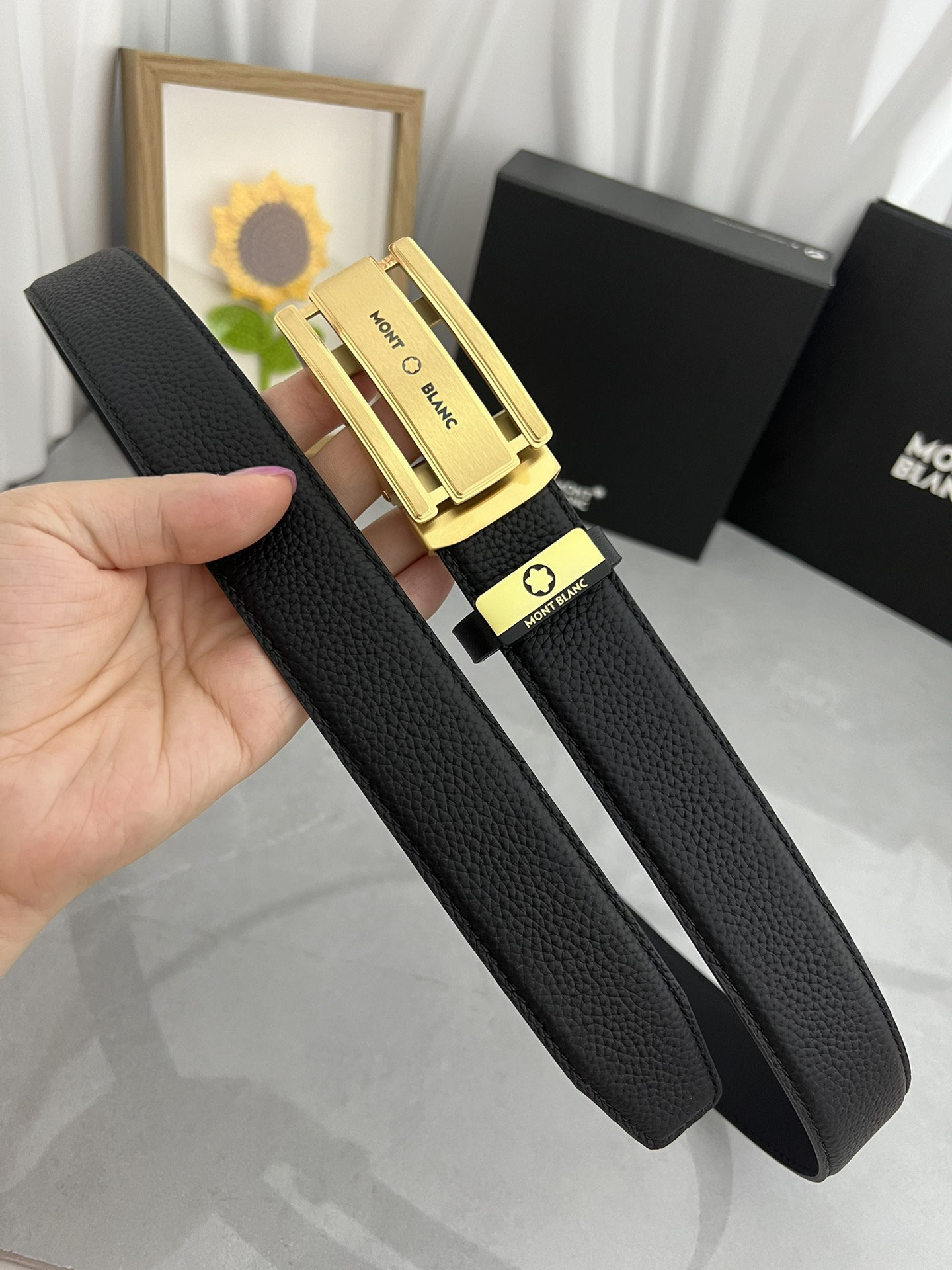 【厳選在庫】Montblanc ビジネスマン正装ベルト「全長約 100cm」