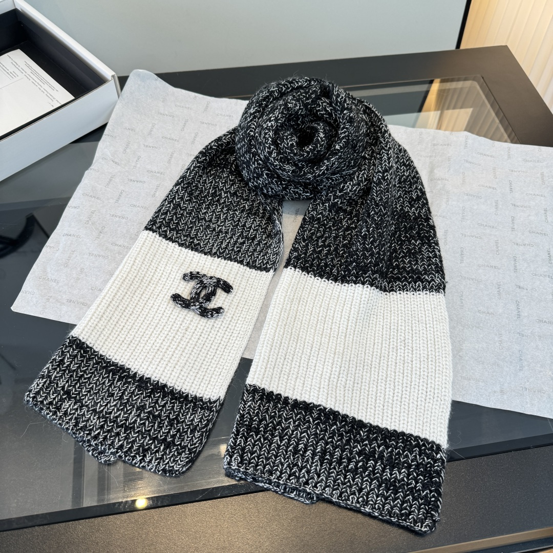 【定番人気】シャネル 秋冬 防寒アクセサリー マフラー＆ハットセット
