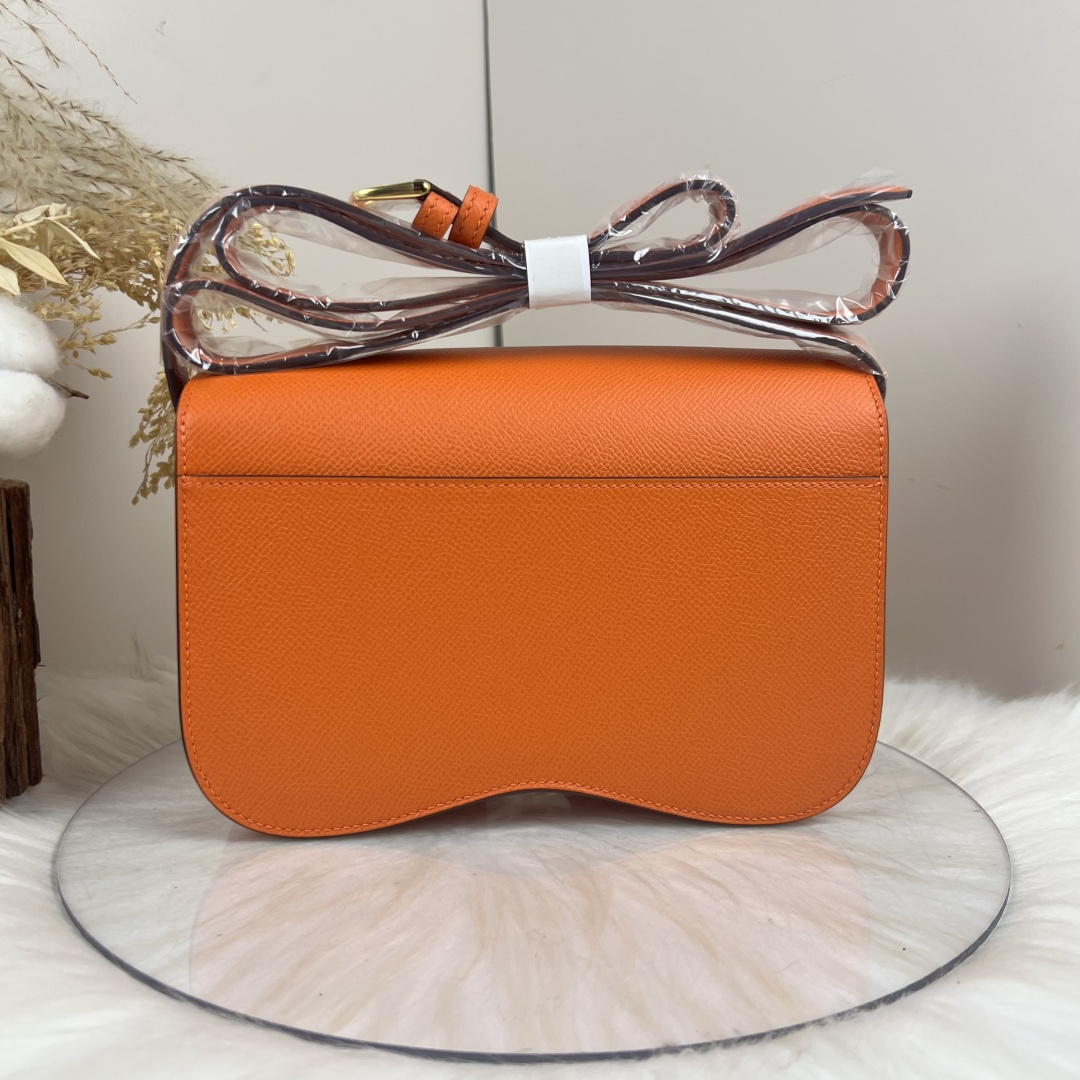 【厳選新入荷】エルメス Della Cavalleria Elan サドル金具クロスボディバッグ「乗馬モチーフ本革ショルダー」