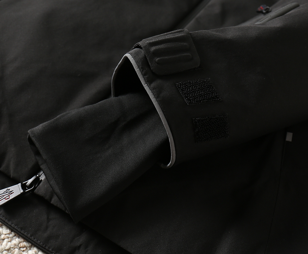 モンクレール「Moncler」秋の防风防水ダウンジャケット