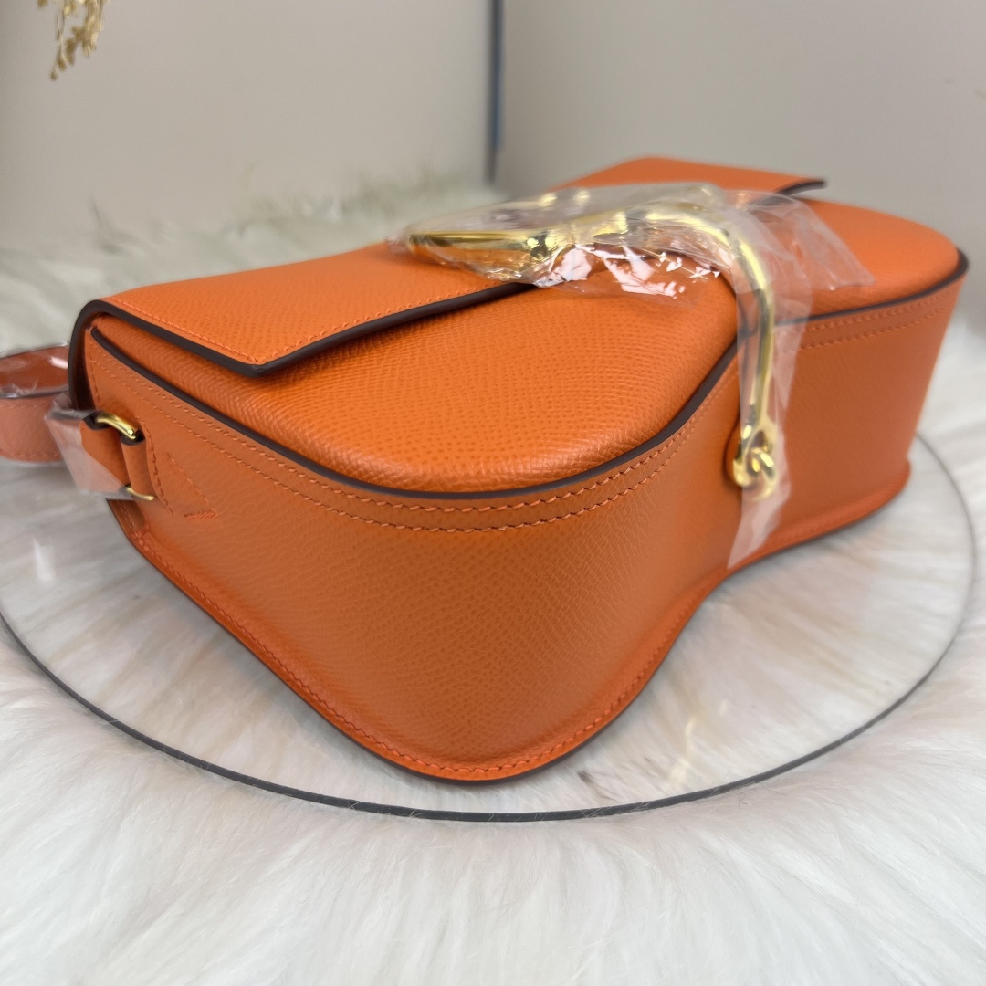 【厳選新入荷】エルメス Della Cavalleria Elan サドル金具クロスボディバッグ「乗馬モチーフ本革ショルダー」
