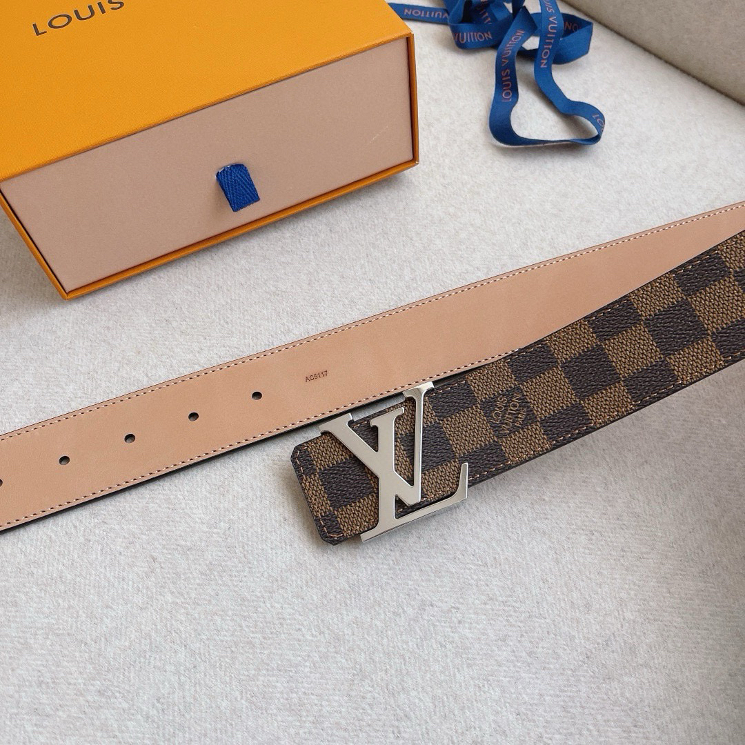 【新商品入荷】Louis Vuitton クラシックハイクオリティベルト「全長約 100cm」