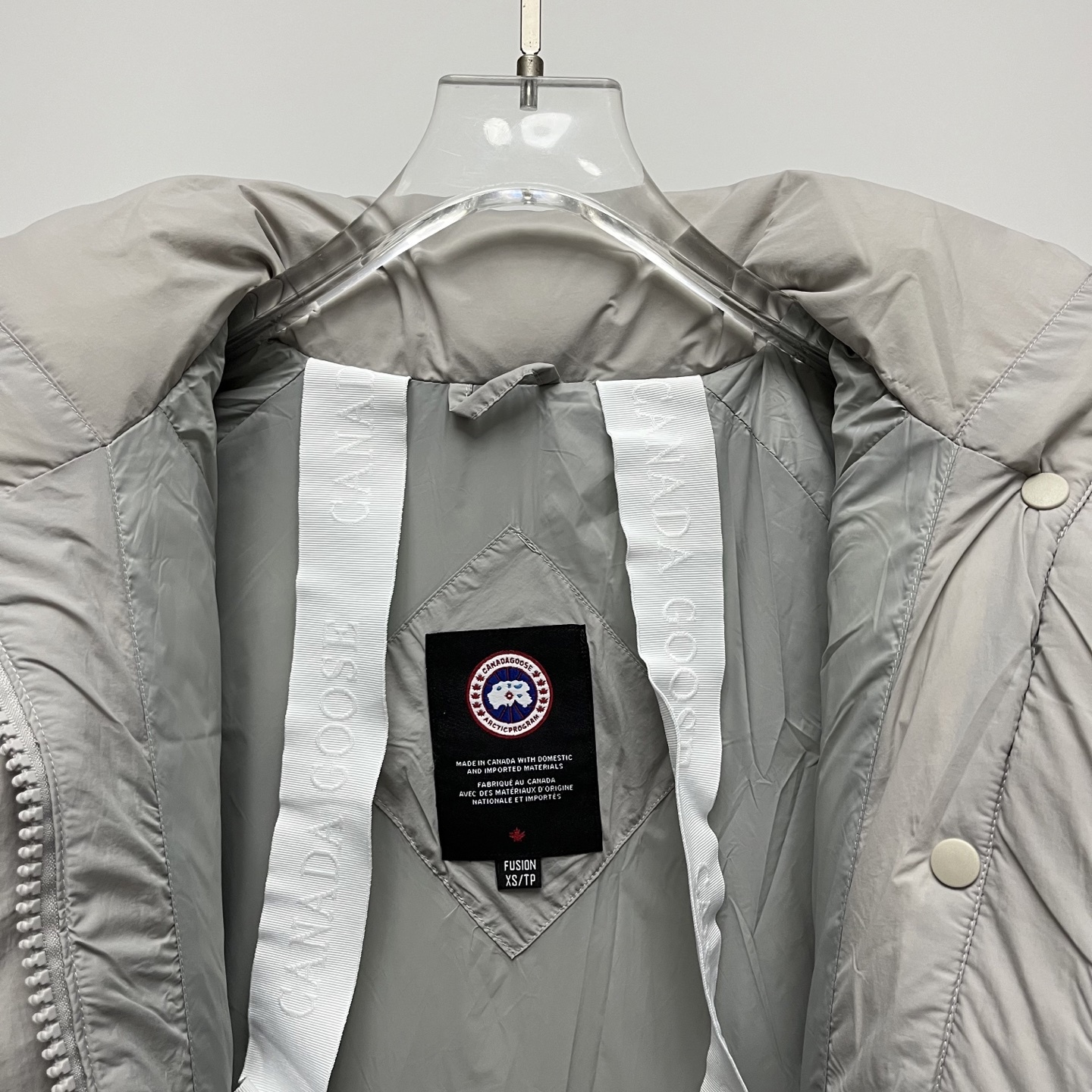 カナダグース ファッションフーディダウンジャケット 男女兼用