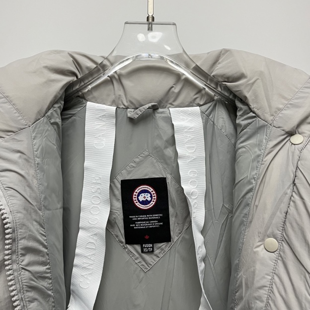カナダグース ファッションフーディダウンジャケット 男女兼用