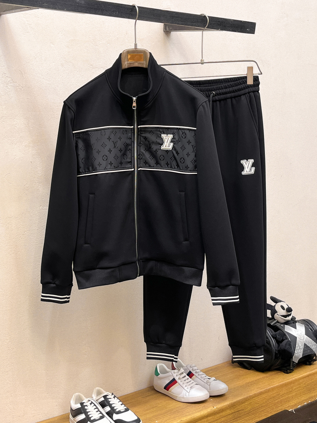 ルイ・ヴィトン「Louis Vuitton」秋冬カジュアルカーディガンスポーツセット