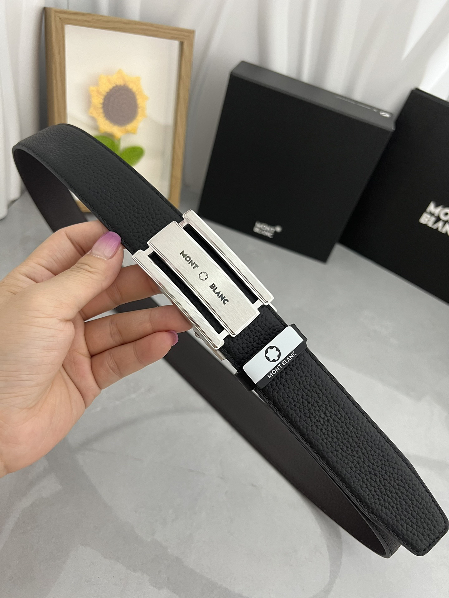 【厳選在庫】Montblanc ビジネスマン正装ベルト「全長約 100cm」