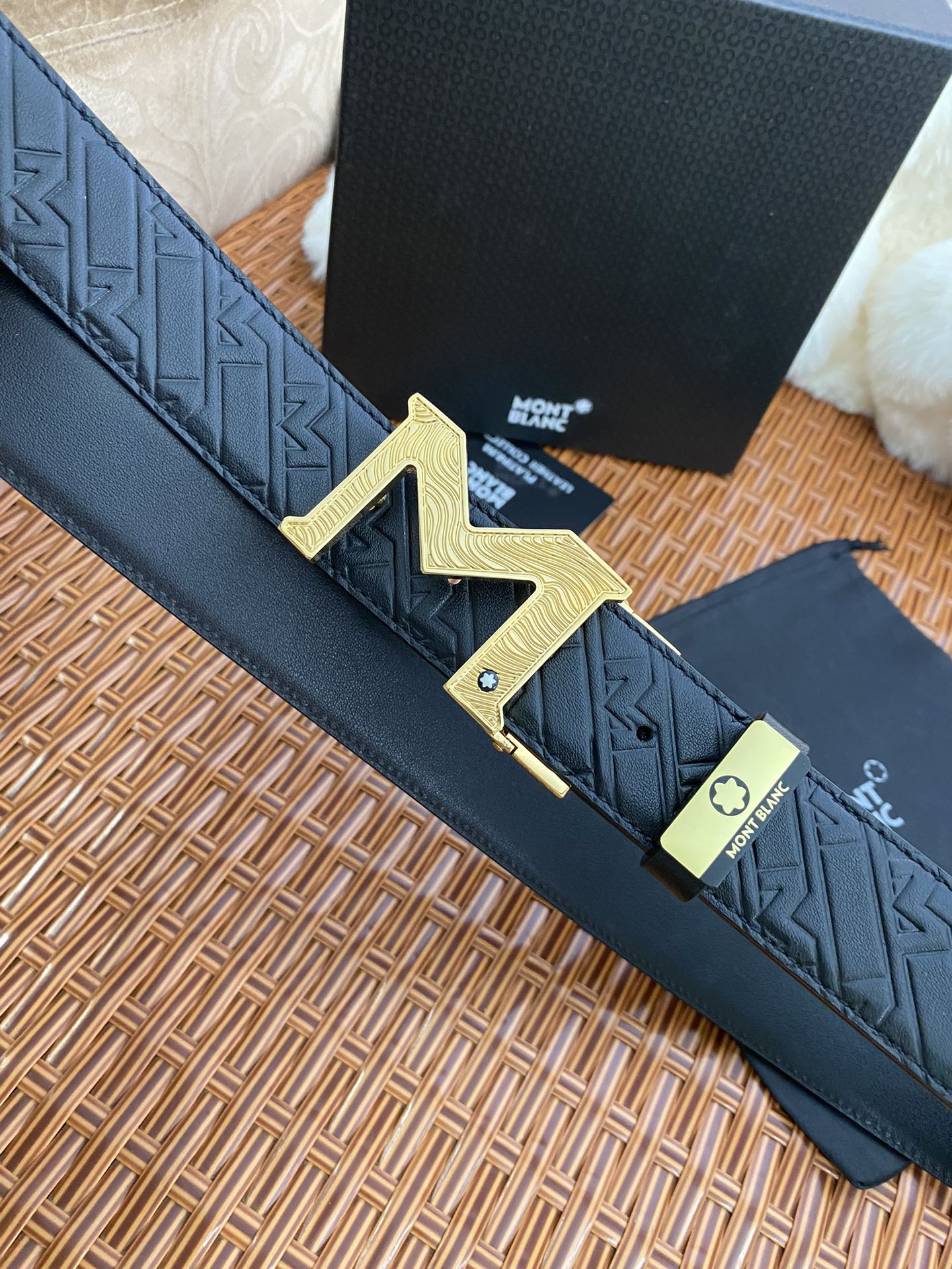 【厳選在庫】Montblanc ビジネスマン正装ベルト「全長約 100cm」