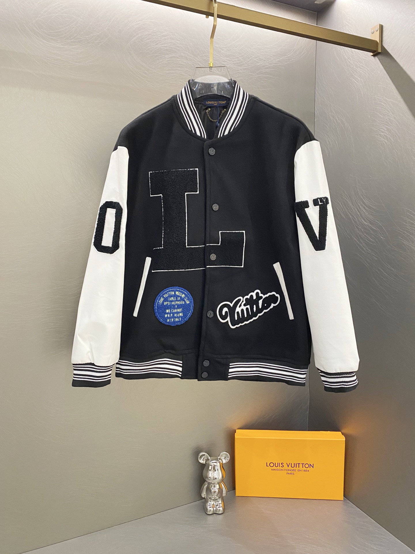 ルイ・ヴィトン「Louis Vuitton」モダンベースボールジャケット