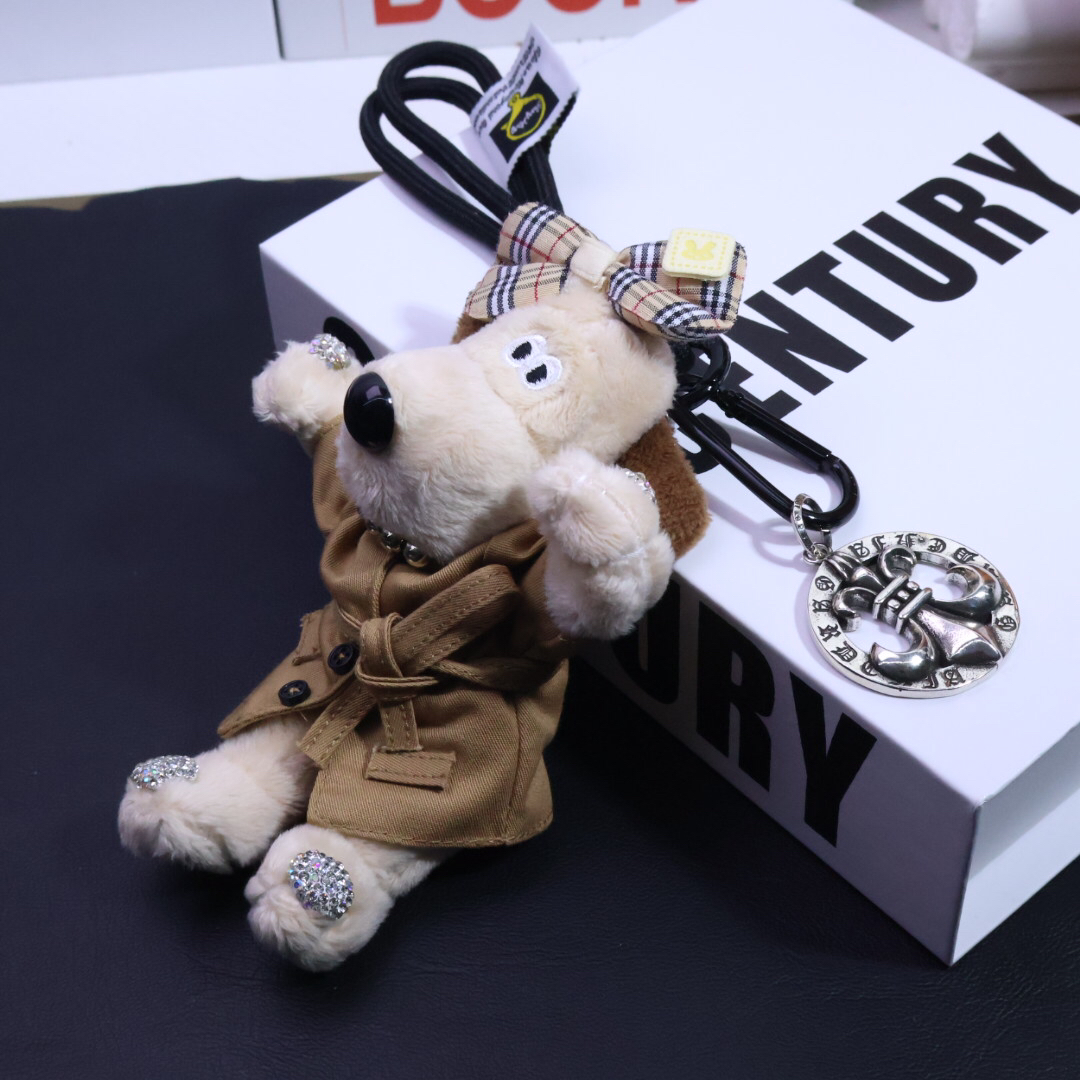 クロムハーツ「Chrome Hearts」バッグチャーム - すべてのトレンドバッグに合わせて、クールでキュートなスタイルを