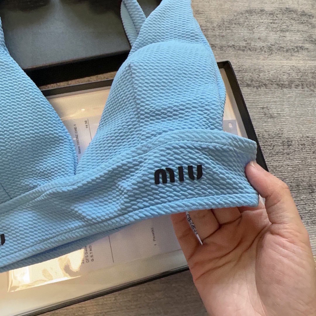 ミュウミュウ「Miu Miu」セパレート水着「2025夏季限定・人気プレミアムスイム登場！」