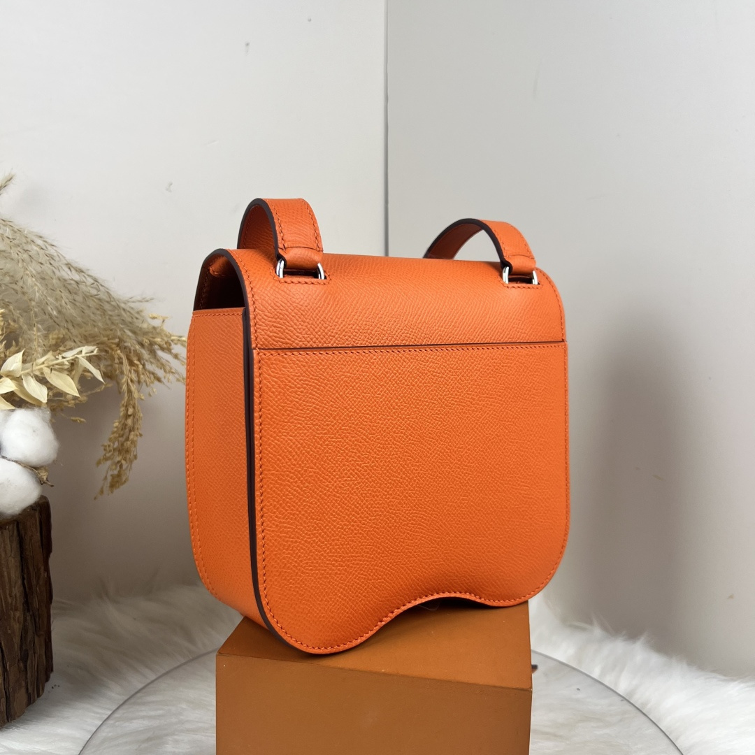 【厳選新入荷】エルメス Della Cavalleria Mini サドル金具クロスボディバッグ「乗馬モチーフ本革ショルダー」