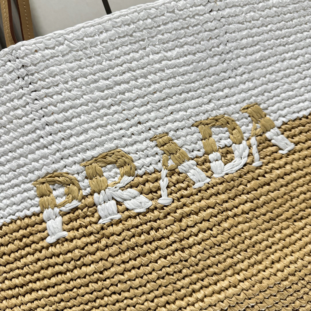 プラダ「Prada」 ラフィアファイバー トートバッグ トートバッグ