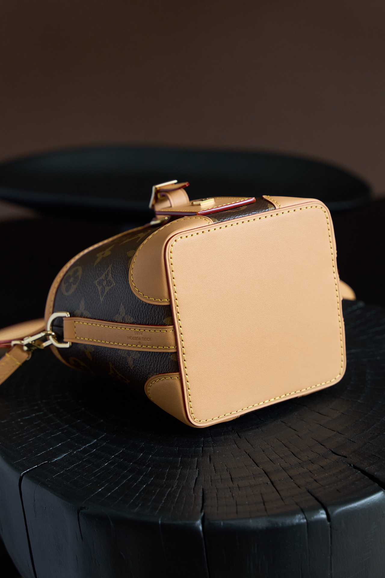 ルイ・ヴィトン「Louis Vuitton」 NOÉ PURSE LV CHARMS ハンドバッグ