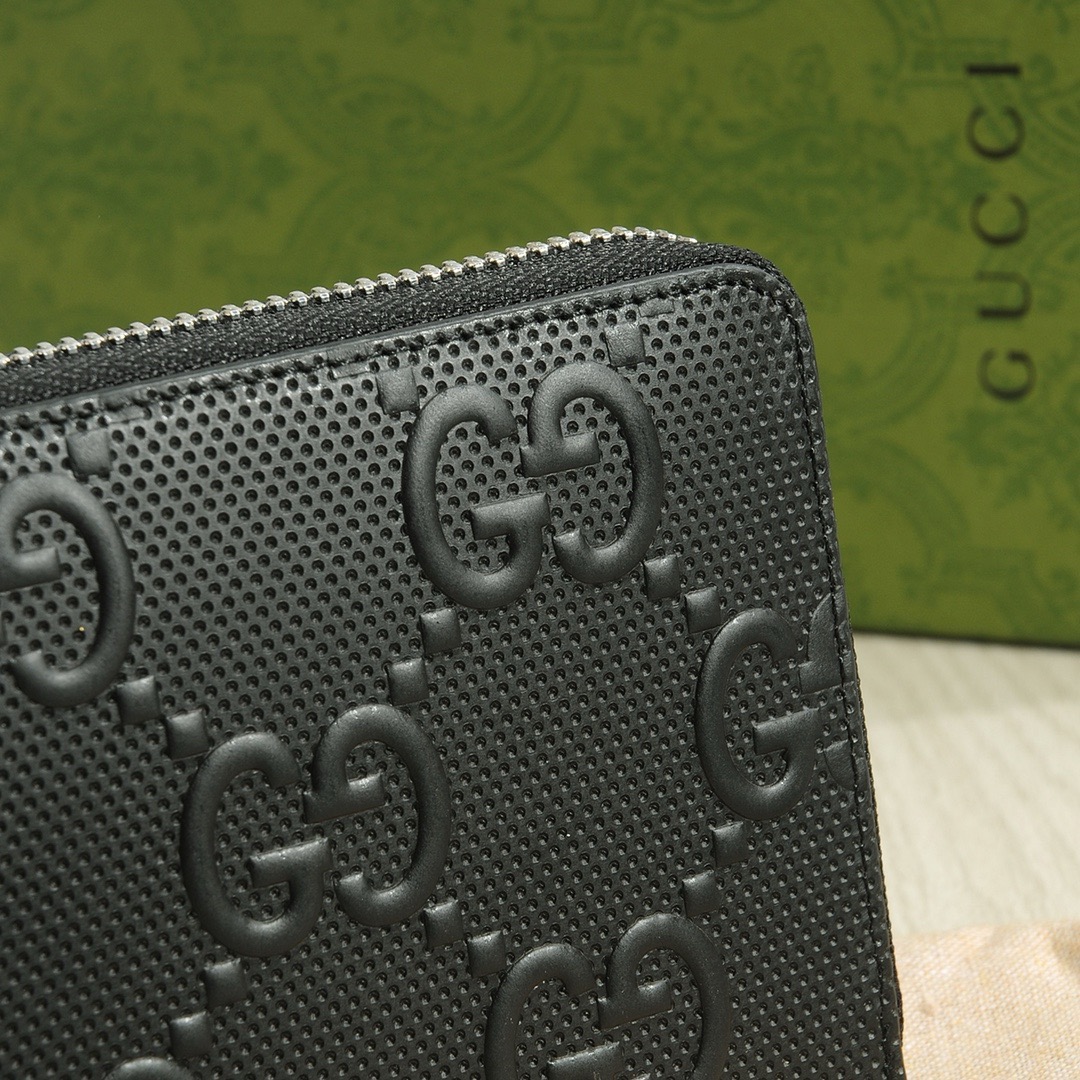 グッチ「Gucci」シグネチャー レザー ウェブ ジップアラウンドウォレット