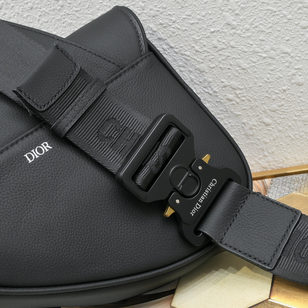 【大人気逸品】 ディオール  サドルバッグ「saddle」